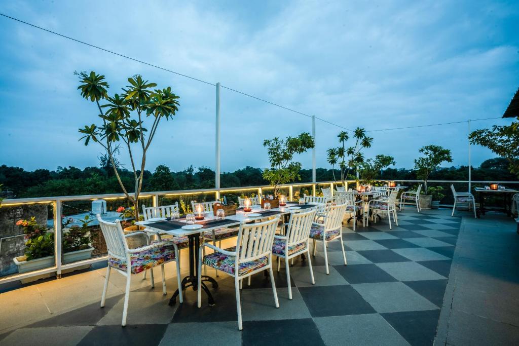Beach Hotel