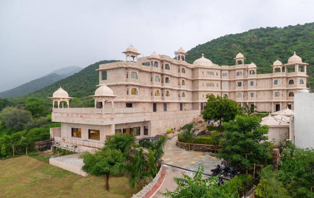 Beach Hotel