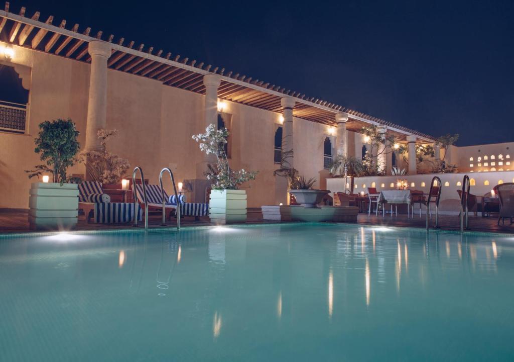 Beach Hotel